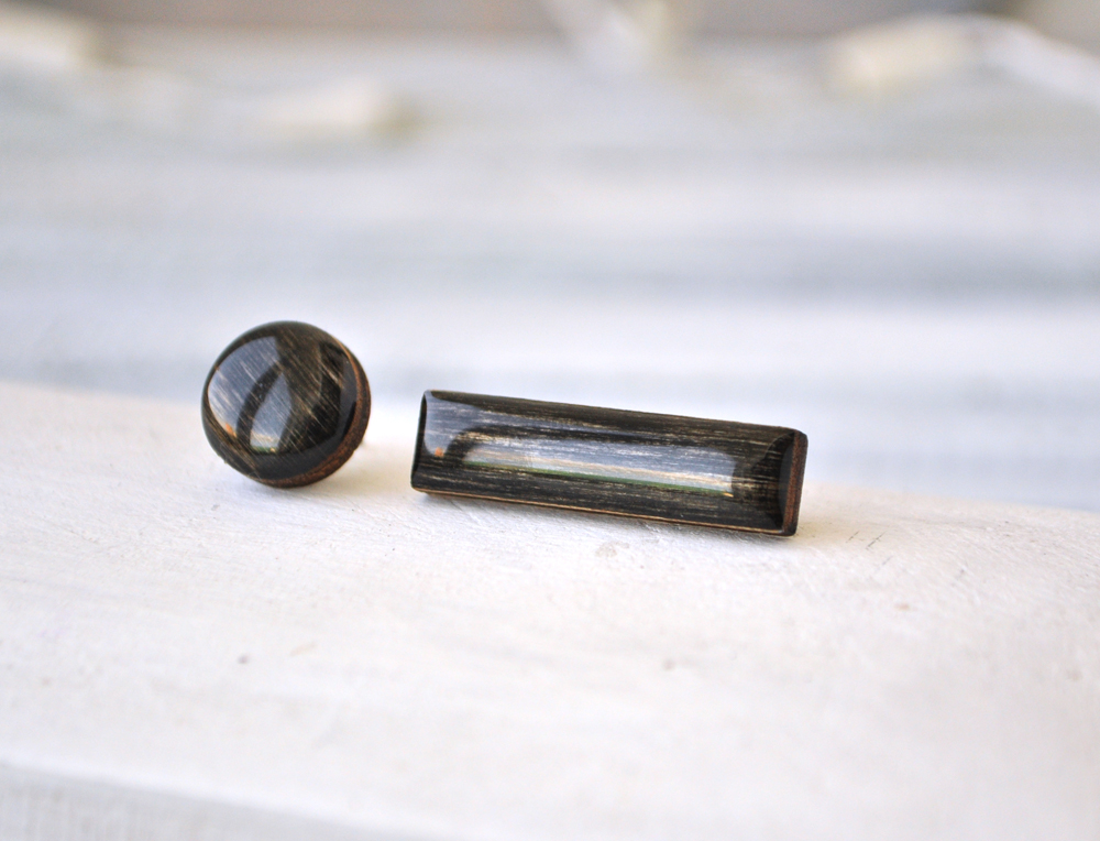 Black wood - асимметрия с палочкой серьги-гвоздики деревянные ручной работы купить
